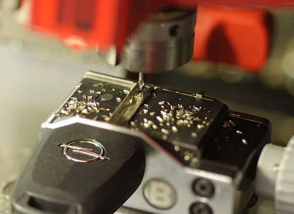 Universal Locksmith Store Compton, CA 310-955-1724 - 11-Key-Cutting