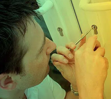 Universal Locksmith Store Compton, CA 310-955-1724 - 5-Locksmith-around-Me